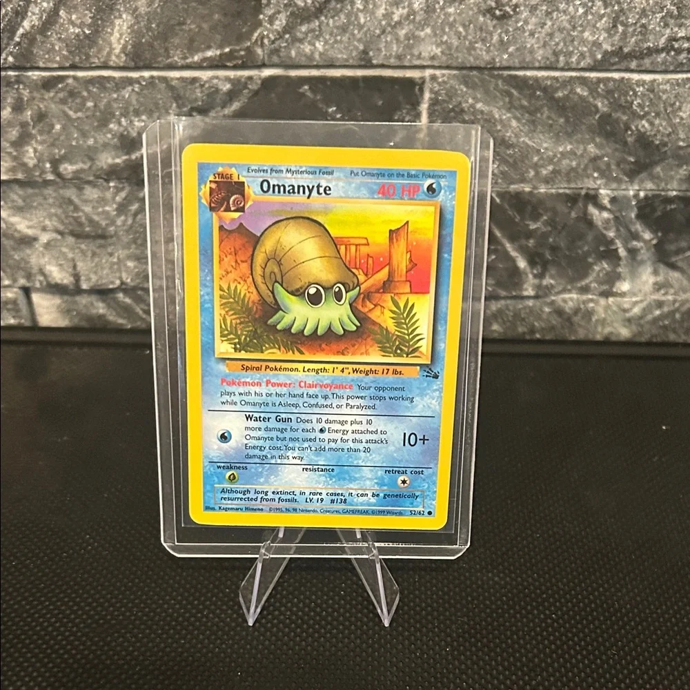 Pokémon 52/62 Omanyte 1999 Vintage Card from‎ the Fossil Set M/NM